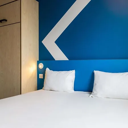 Ibis Budget Paris Ouest Hotel Châtillon